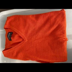 Men Express Marino Wool sweater Extra large used(one time)Orange